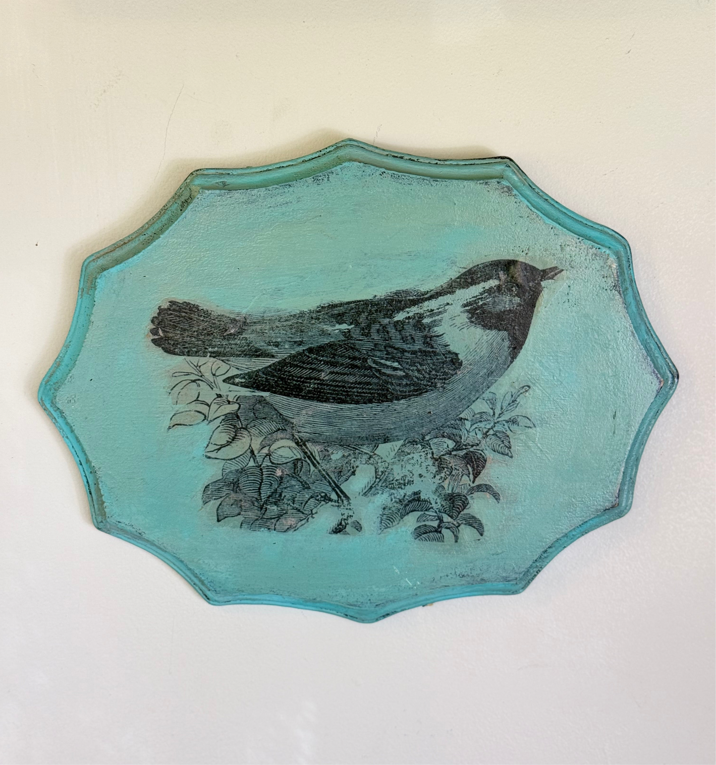 Blue Oval Bird Plaque-8.50x11